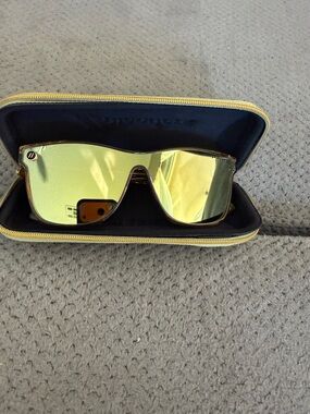 Blenders Men's Shield Sunglasses with Gold Mirrored Lenses